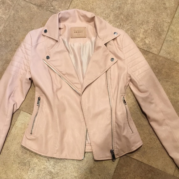 Blank NYC Jackets & Blazers - Stunning BLANKNYC vegan leather moto jacket